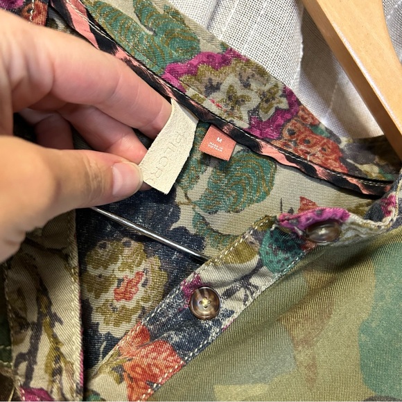 Pilcro by Anthro Multi Print Button Down Size Medium - Picture 2 of 8